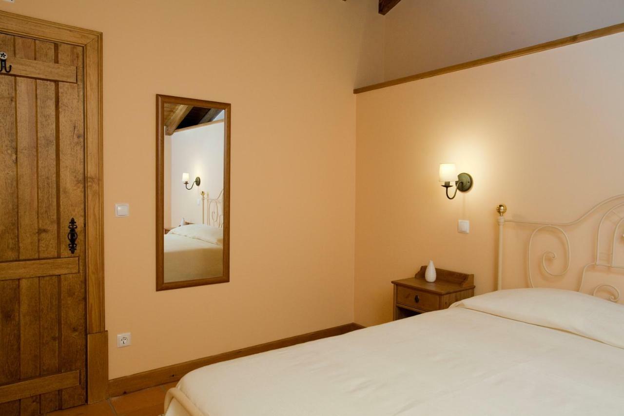 Casal Frias Villa Barreira  Exterior photo
